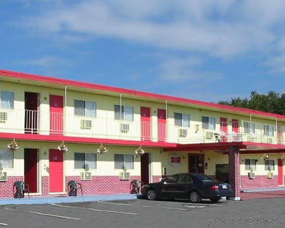 Red Carpet Inn רום מראה חיצוני תמונה